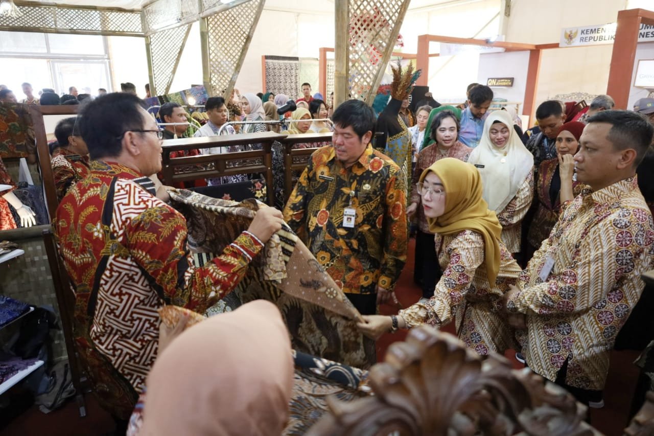 Meriahnya PBN 2024 Peringati Satu Dekade Kota Pekalongan Jejaring Kota Kreatif Dunia